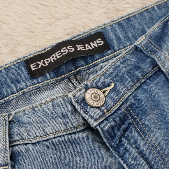 Express Girlfriend Distressed Jeans - Picture 2 of 7